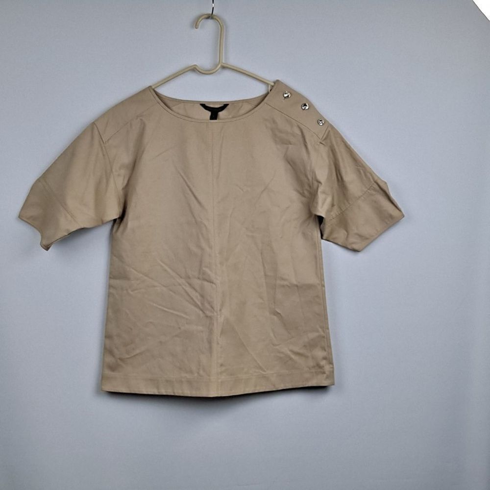 Banana Republic Ladies top NWOT